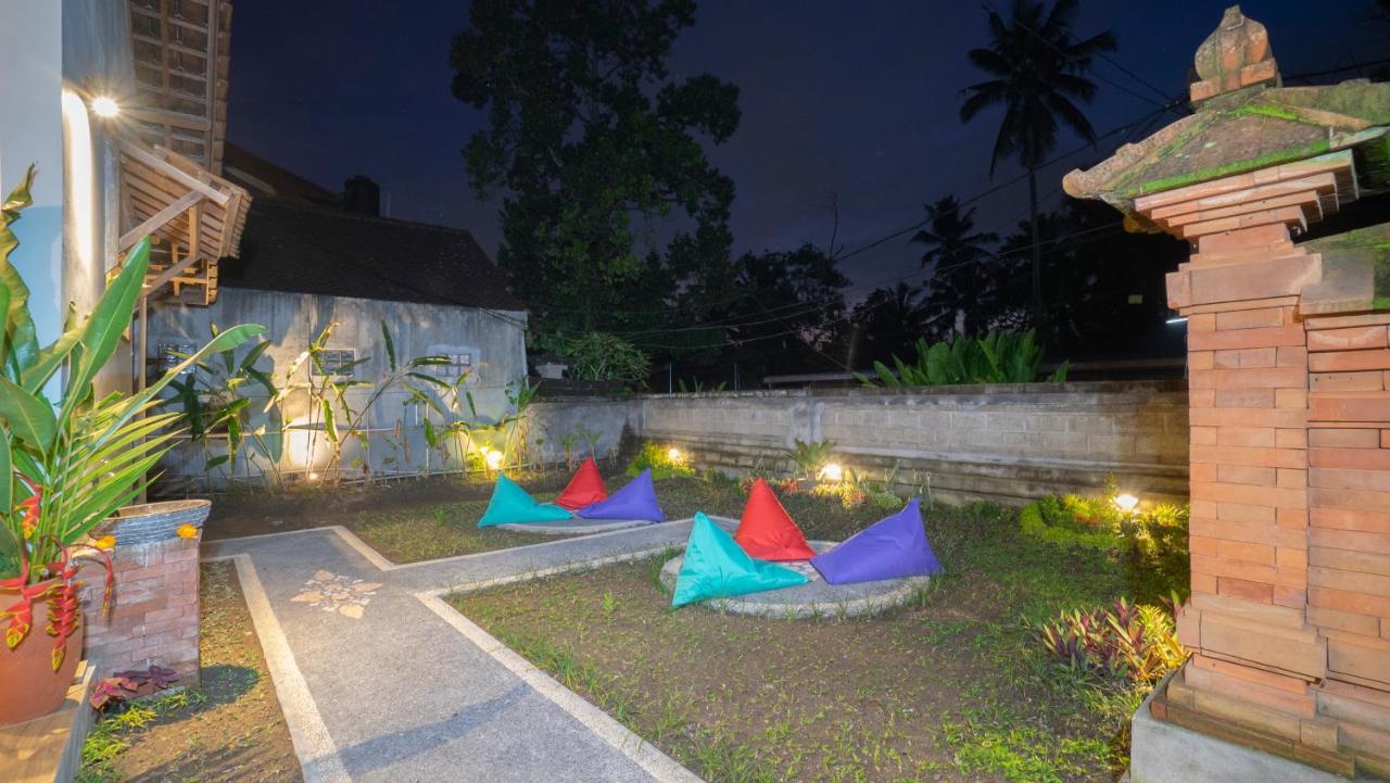 Aura Dormitory House Ubud Exteriér fotografie