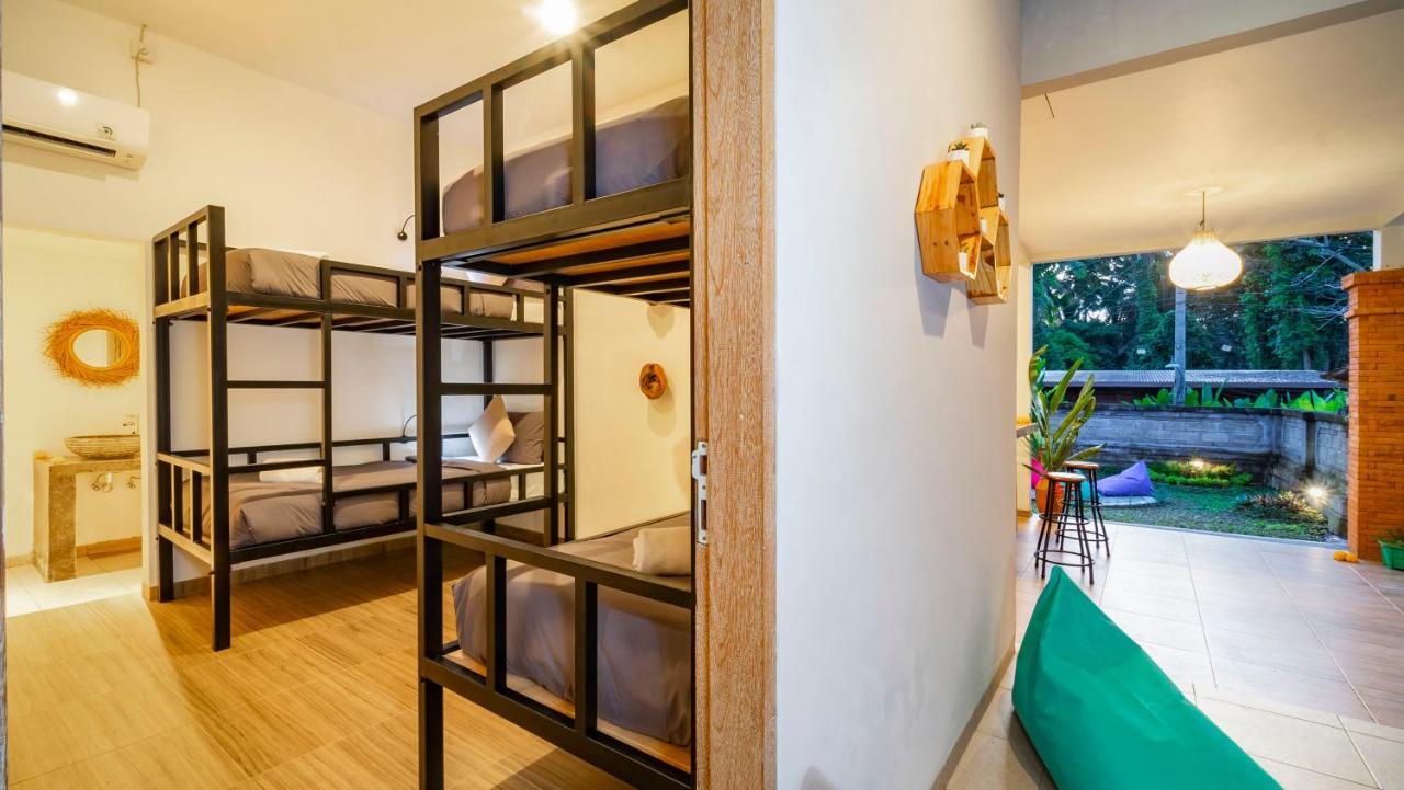 Aura Dormitory House Ubud Exteriér fotografie